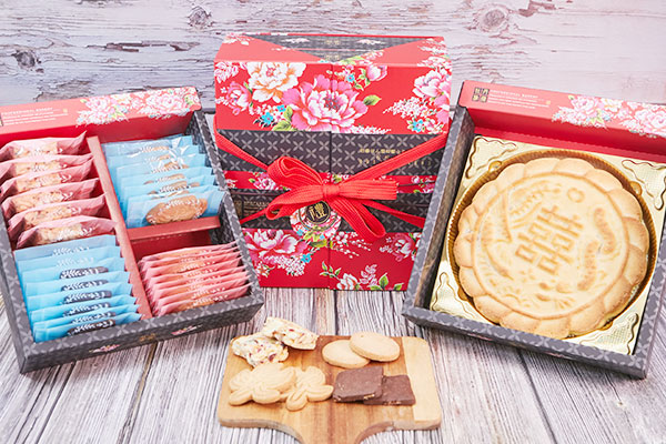 喜餅：單$450、雙層650元